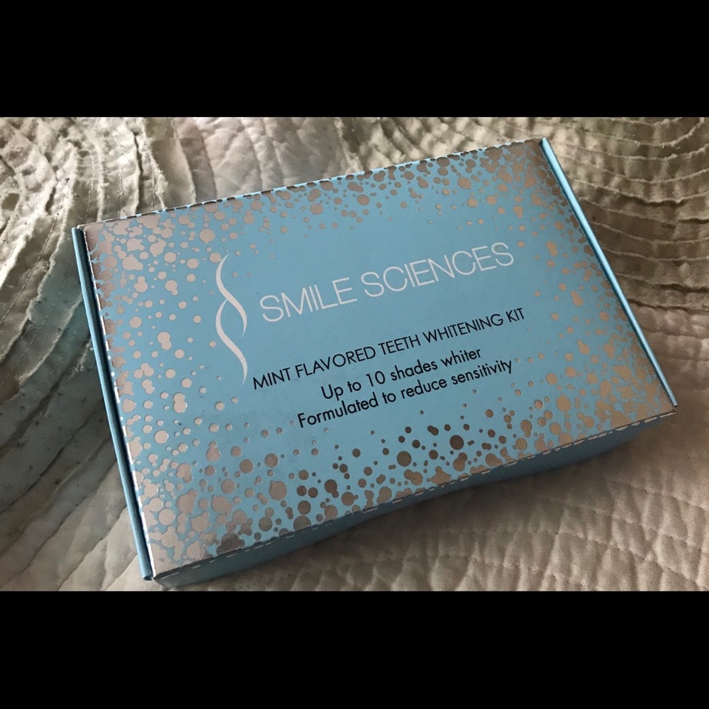 SMILE SCIENCES MINTH TEETH WHITENING KIT